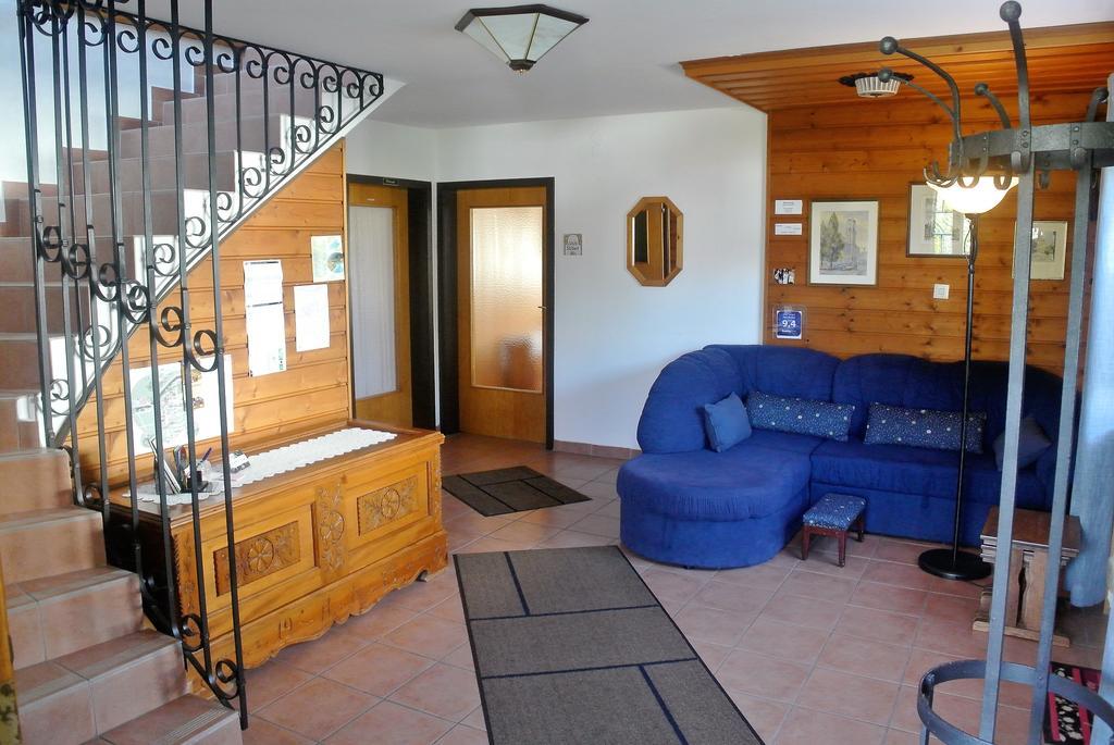Haus Stratton Apartment *